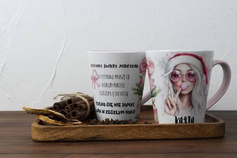 Personalizowany ceramiczny kubek ze świątecznym napisem „Kochany Święty Mikołaju”